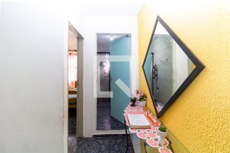 Corredor dos Quartos de casa para alugar com 2 quartos, 120m² em Jardim Elba, São Paulo