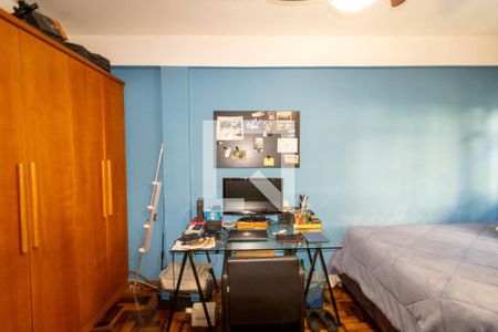 Quarto 1 de apartamento à venda com 2 quartos, 55m² em Petrópolis, Porto Alegre