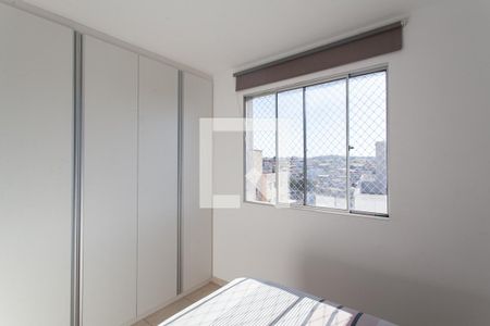 Quarto 1 de apartamento para alugar com 2 quartos, 50m² em Parque Turistas, Belo Horizonte