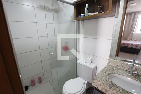 Banheiro da Suíte de apartamento para alugar com 2 quartos, 59m² em Vila Rosa, Goiânia