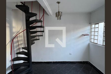 Sala de casa para alugar com 2 quartos, 30m² em Jardim Jabaquara, São Paulo