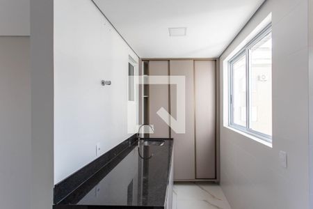 Área de Serviço de apartamento para alugar com 3 quartos, 96m² em Castelo, Belo Horizonte