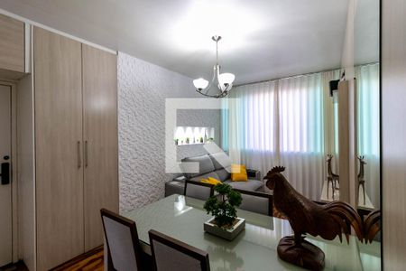 Apartamento à venda com 65m², 2 quartos e 1 vagaSala