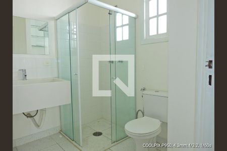 Banheiro de casa para alugar com 2 quartos, 95m² em Vila Madalena, São Paulo