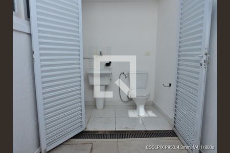 Banheiro 2 de casa para alugar com 2 quartos, 95m² em Vila Madalena, São Paulo