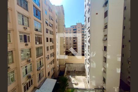 Sala vista de apartamento à venda com 2 quartos, 108m² em Copacabana, Rio de Janeiro