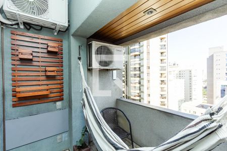 Varanda  de apartamento à venda com 1 quarto, 50m² em Moema, São Paulo