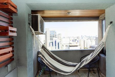 Varanda  de apartamento à venda com 1 quarto, 50m² em Moema, São Paulo