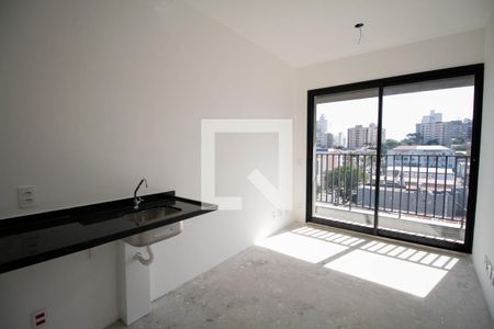 Sala/Cozinha de kitnet/studio à venda com 1 quarto, 28m² em Pinheiros, São Paulo