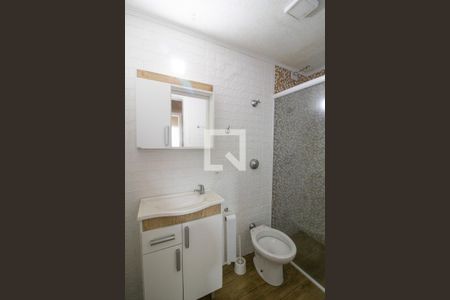 Banheiro de apartamento para alugar com 1 quarto, 47m² em Petrópolis, Porto Alegre
