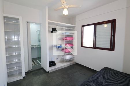 Quarto Suíte de apartamento para alugar com 2 quartos, 100m² em Jardim Las Palmas, Guarujá