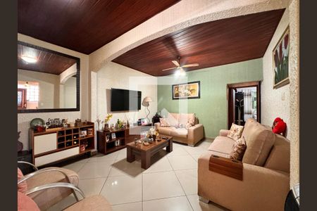Sala de casa à venda com 2 quartos, 160m² em Vila Guarani, Santo André