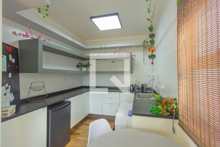 Cozinha e Área de Serviço de apartamento à venda com 2 quartos, 44m² em Rio Branco, Canoas