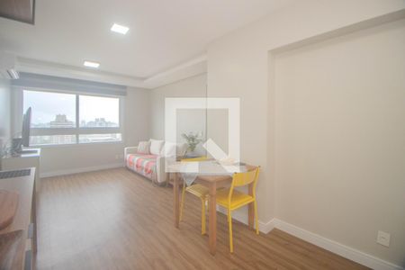 Apartamento à venda com 67m², 2 quartos e 2 vagasSala