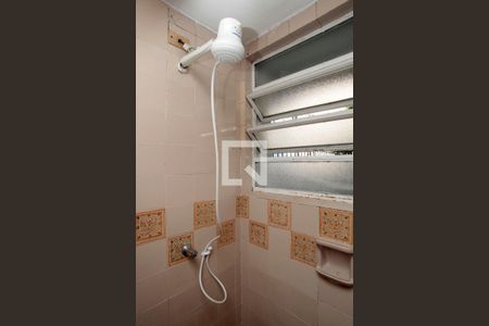 Banheiro de apartamento para alugar com 1 quarto, 45m² em Bom Fim, Porto Alegre