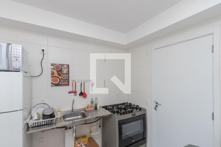 Sala/Cozinha de apartamento para alugar com 1 quarto, 28m² em Jardim Mirante, São Paulo