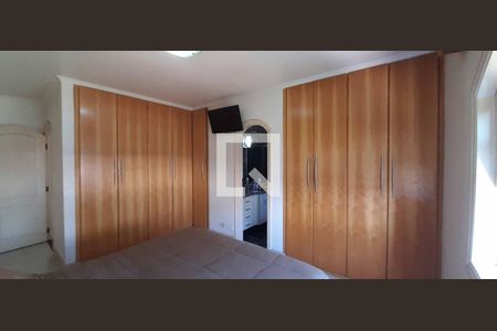 Casa para alugar com 284m², 4 quartos e 6 vagas Casa para alugar com 284m², 4 quartos e 6 vagasSuíte 1