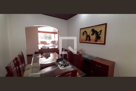 Casa para alugar com 284m², 4 quartos e 6 vagas Casa para alugar com 284m², 4 quartos e 6 vagasSala de Jantar