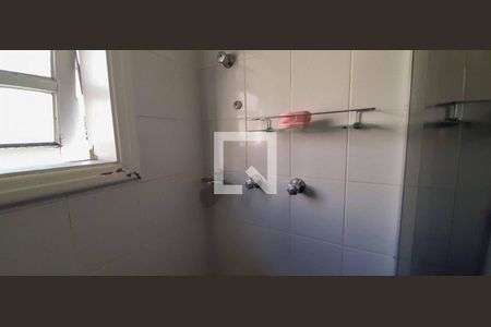 Casa para alugar com 284m², 4 quartos e 6 vagas Casa para alugar com 284m², 4 quartos e 6 vagasBanheiro da Suíte 3