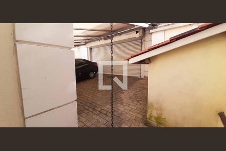 Casa para alugar com 284m², 4 quartos e 6 vagas Casa para alugar com 284m², 4 quartos e 6 vagasGaragem Externa