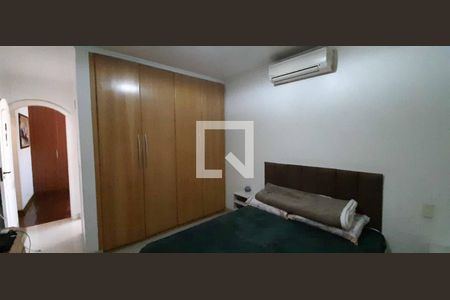 Casa para alugar com 284m², 4 quartos e 6 vagas Casa para alugar com 284m², 4 quartos e 6 vagasSuíte 2