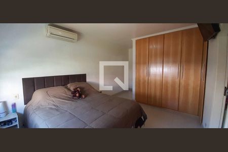 Casa para alugar com 284m², 4 quartos e 6 vagas Casa para alugar com 284m², 4 quartos e 6 vagasSuíte 1