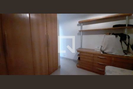 Casa para alugar com 284m², 4 quartos e 6 vagas Casa para alugar com 284m², 4 quartos e 6 vagasSuíte 3