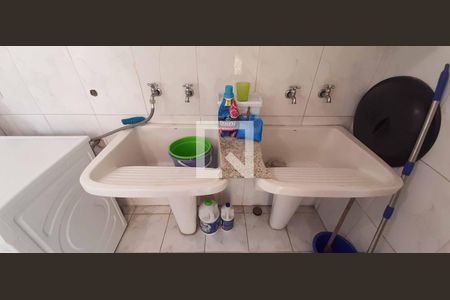 Casa para alugar com 284m², 4 quartos e 6 vagas Casa para alugar com 284m², 4 quartos e 6 vagasÁrea de Serviço