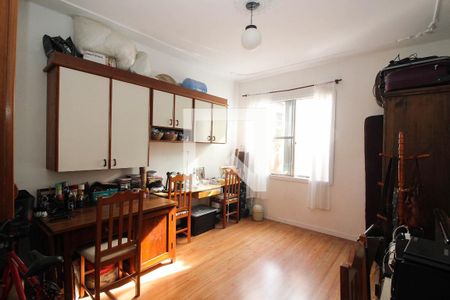 Quarto 1 de apartamento à venda com 2 quartos, 70m² em Menino Deus, Porto Alegre