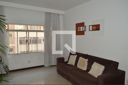 Apartamento à venda com 90m², 2 quartos e 1 vagaSala