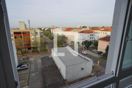 Sala - Vista de apartamento para alugar com 2 quartos, 52m² em Jardim Lindóia, Porto Alegre