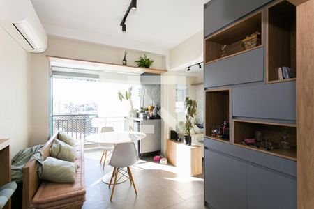 Sala de Estar de apartamento à venda com 1 quarto, 50m² em Vila Matilde, São Paulo