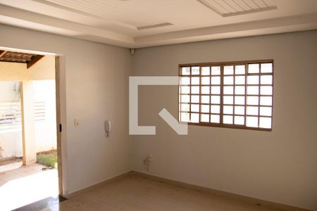 Sala 1 de casa para alugar com 3 quartos, 300m² em Vila Aurora, Goiânia