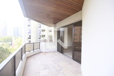 Varanda de apartamento à venda com 4 quartos, 200m² em Itaim Bibi, São Paulo