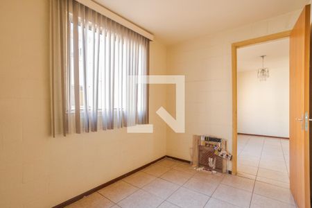 Quarto 2 de apartamento para alugar com 2 quartos, 55m² em Mário Quintana, Porto Alegre