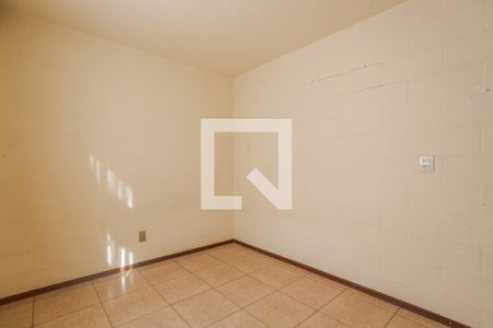 Quarto 1 de apartamento para alugar com 2 quartos, 55m² em Mário Quintana, Porto Alegre