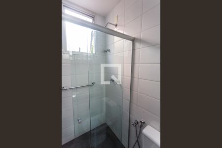 Banheiro da Suíte de apartamento à venda com 3 quartos, 90m² em Carmo, Belo Horizonte