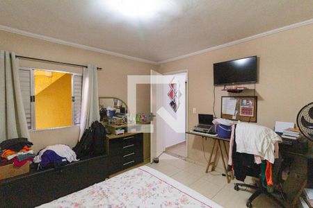 Suíte de casa à venda com 4 quartos, 217m² em Metalúrgicos, Osasco