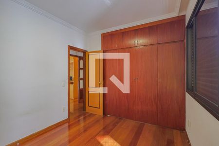 Quarto de apartamento para alugar com 4 quartos, 224m² em Sion, Belo Horizonte
