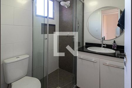 banheiro social de apartamento para alugar com 2 quartos, 55m² em Água Funda, São Paulo