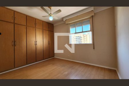 Quarto 1 de apartamento para alugar com 3 quartos, 130m² em Gonzaga, Santos