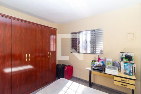 Quarto 2 de casa à venda com 3 quartos, 125m² em Conjunto Promorar Sapopemba, São Paulo