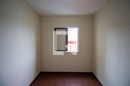 Quarto 1 de apartamento para alugar com 2 quartos, 46m² em Jardim Luciana, Itaquaquecetuba