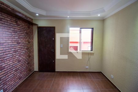 Sala de apartamento para alugar com 2 quartos, 46m² em Jardim Luciana, Itaquaquecetuba