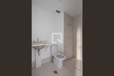 Banheiro de kitnet/studio para alugar com 1 quarto, 25m² em Pinheiros, São Paulo