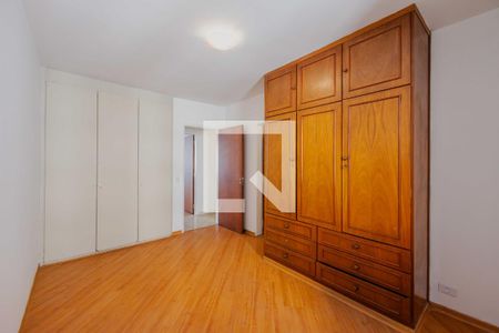 Suíte de apartamento à venda com 2 quartos, 107m² em Pinheiros, São Paulo