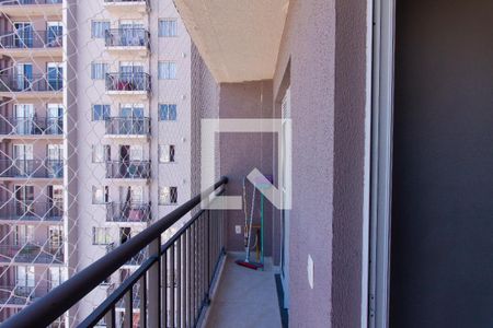 Varanda de apartamento para alugar com 1 quarto, 28m² em Vila Tolstoi, São Paulo