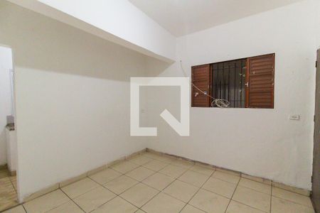 Sala/Quarto de casa para alugar com 1 quarto, 125m² em Cidade Antônio Estêvão de Carvalho, São Paulo
