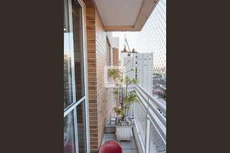 Varanda da sala de apartamento para alugar com 2 quartos, 120m² em Ipiranga, São Paulo