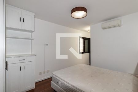 Quarto 1 de apartamento para alugar com 2 quartos, 110m² em Itaim Bibi, São Paulo